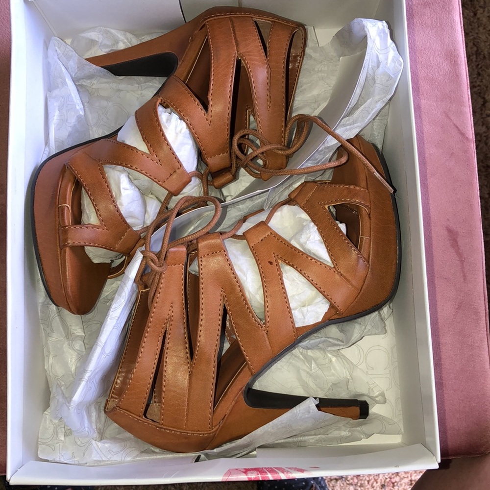 Chinese Laundry Sugar Brown Lace Up Heels